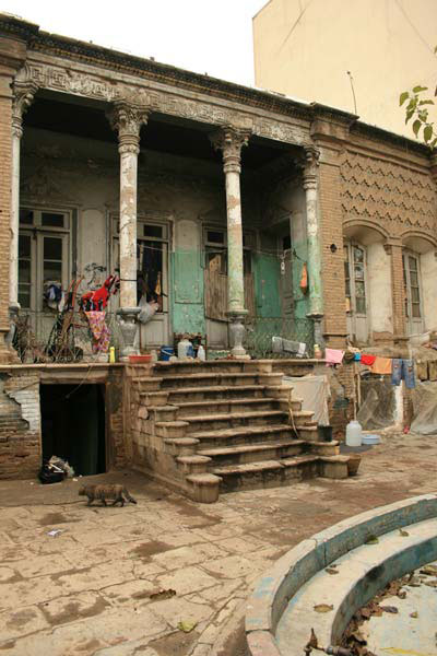 زهره محبی زاده