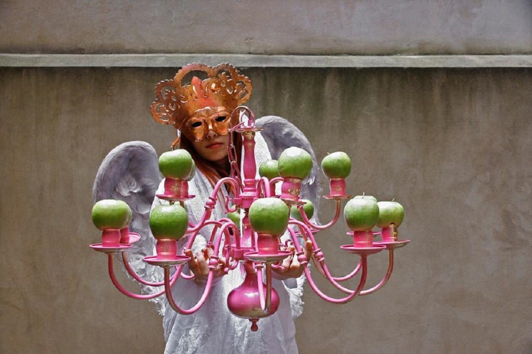 نمایشگاه عکس «وسوسه سیب حوا» در گالری گلستان
