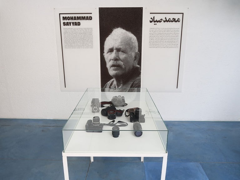 درباره کوچ اجباری: نقد نمایشگاه «اقلیم حیرانی» محمد صیاد