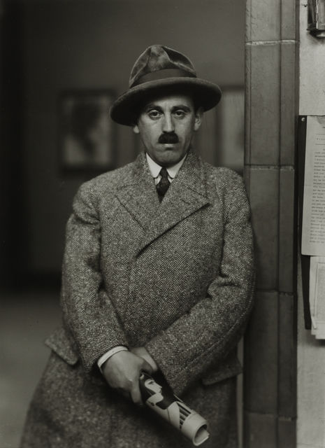 August Sander. تاجر هنر، 1927