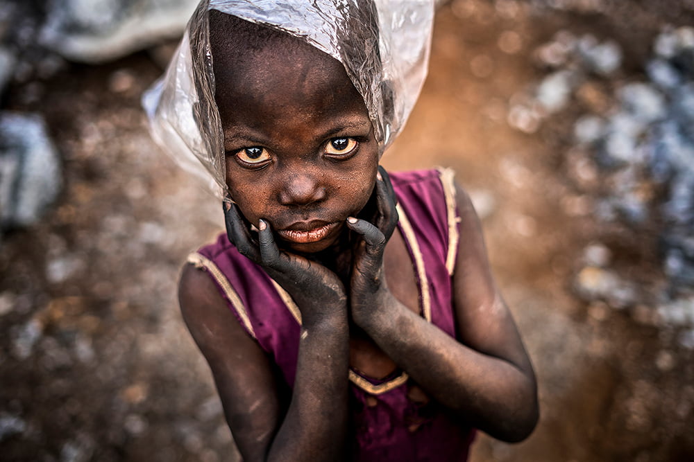 Antonio Aragón Renuncio از اسپانیا. از مجموعه‌ی Burkina Faso: In The Underword. رتبه سوم مسابقه عکس سال یونیسف 2019