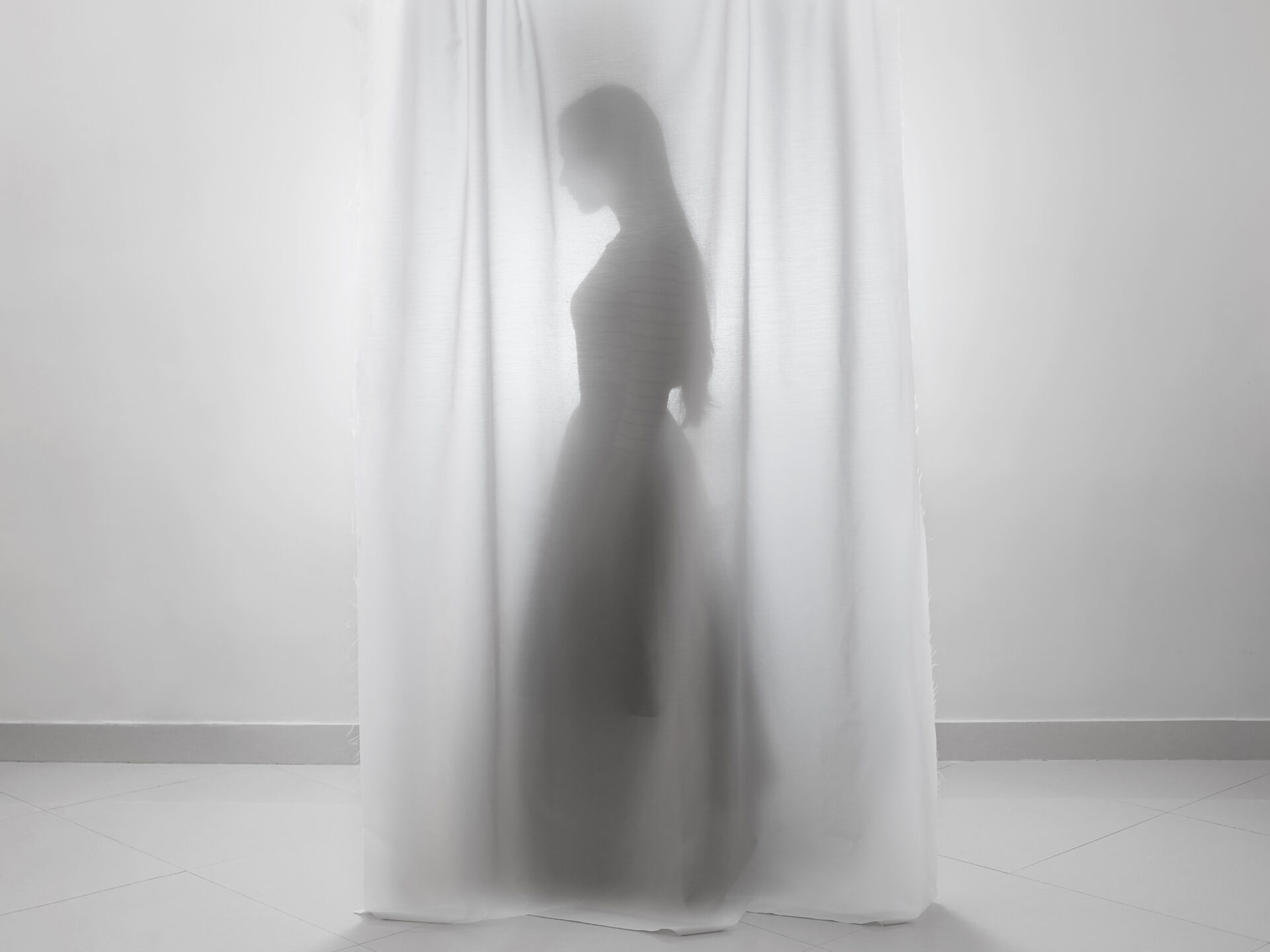 نمایشگاه آنلاین عکس‌های آتوسا آل بویه در وبسایت گالری راه ابریشم