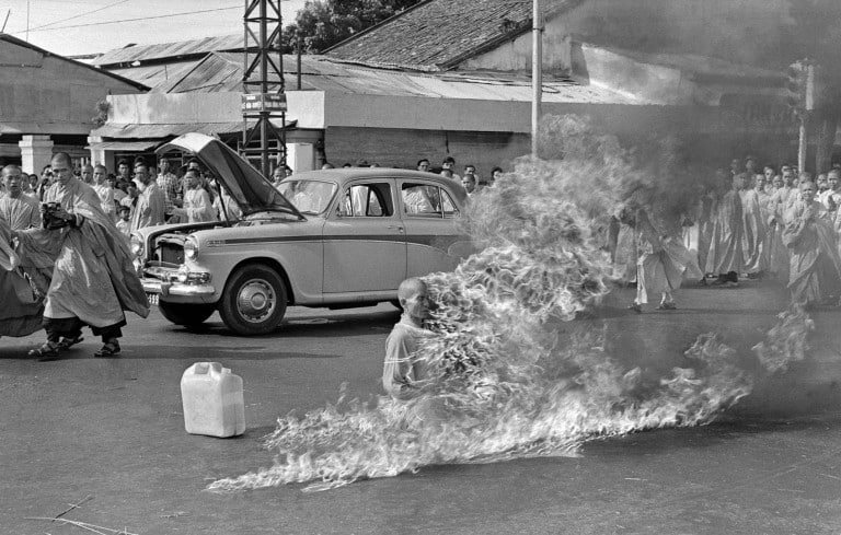 داستان یک عکس: آتش اعتراض